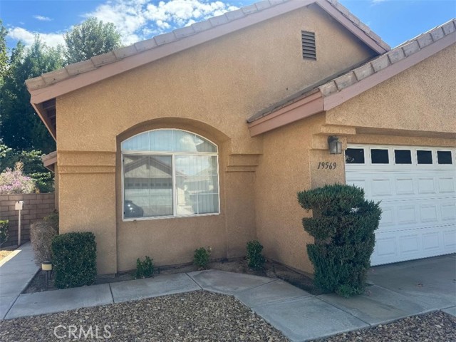 Detail Gallery Image 3 of 29 For 19569 Saint Andrews Way, Apple Valley,  CA 92308 - 2 Beds | 2 Baths
