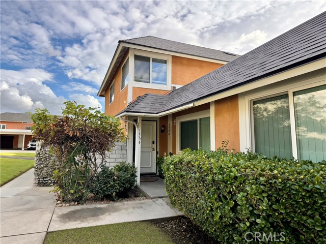 1354 Peppertree