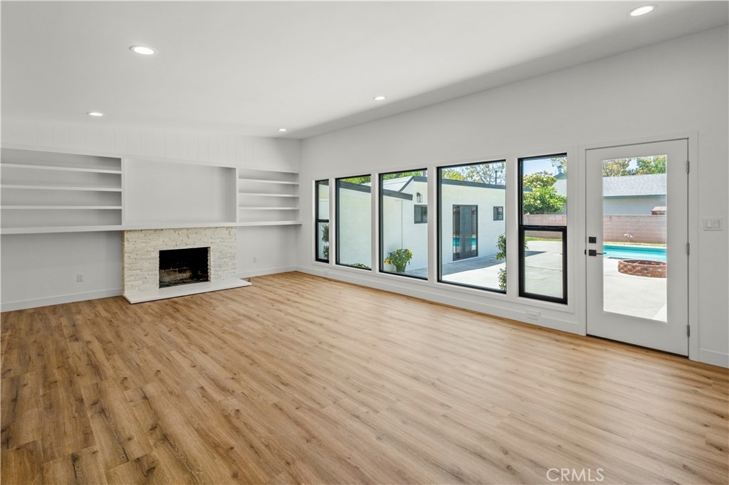 MLS #OC26151432 image #8