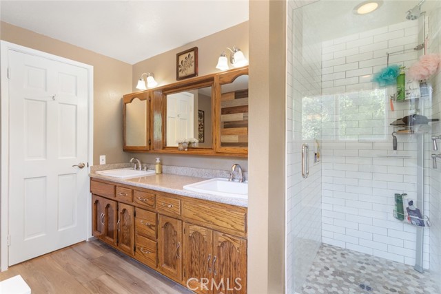 22666 Margarita Drive, Woodland Hills CA: https://media.crmls.org/medias/8cfe5528-5987-4b51-83e3-2686e169129f.jpg