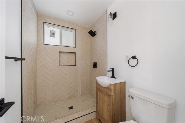 Detail Gallery Image 18 of 26 For 12629 Thomas, Chino,  CA 91710 - 5 Beds | 2 Baths