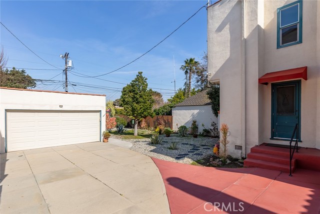 Detail Gallery Image 36 of 48 For 8933 Gibson St, Los Angeles,  CA 90034 - 4 Beds | 2 Baths