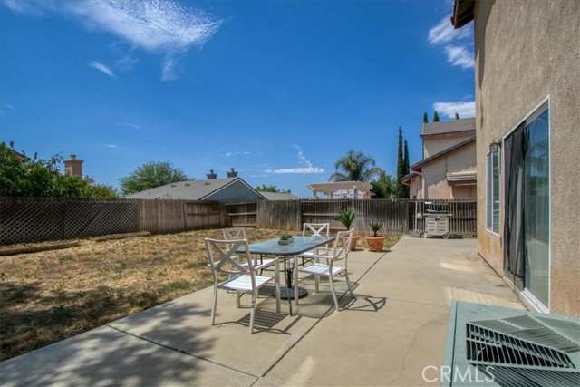 Detail Gallery Image 30 of 33 For 1123 Brown Bear Trl, Beaumont,  CA 92223 - 3 Beds | 2/1 Baths