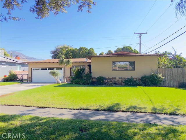 Detail Gallery Image 1 of 17 For 4935 N G St, San Bernardino,  CA 92407 - 4 Beds | 2 Baths