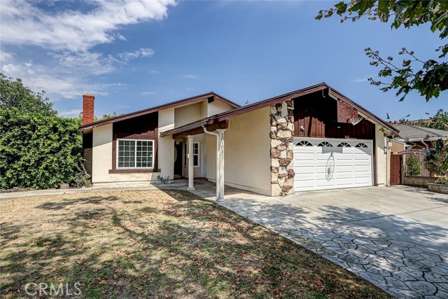 20102 Plaza De Madrid, Cerritos CA: https://media.crmls.org/medias/8d01429a-a96f-4bc9-9073-3ec7041db120.jpg