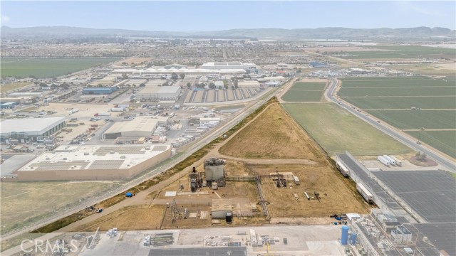 802 Hanson Way, Santa Maria CA: https://media.crmls.org/medias/8d016c94-44ba-4fd4-9c0b-9704fa56d5b6.jpg