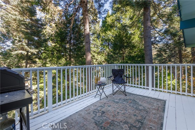 Detail Gallery Image 11 of 32 For 899 Nesthorn Dr, Crestline,  CA 92325 - 4 Beds | 2 Baths