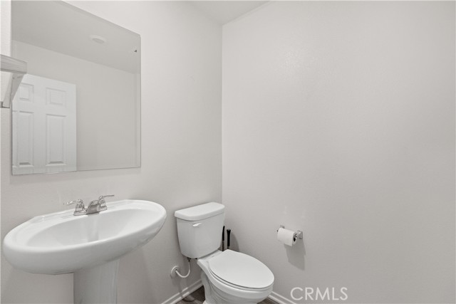 Detail Gallery Image 10 of 28 For 7155 Citrus Ave #408,  Fontana,  CA 92336 - 3 Beds | 2/1 Baths