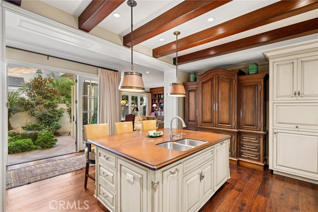 Detail Gallery Image 17 of 53 For 213 Jasmine, Corona Del Mar,  CA 92625 - 4 Beds | 4/1 Baths