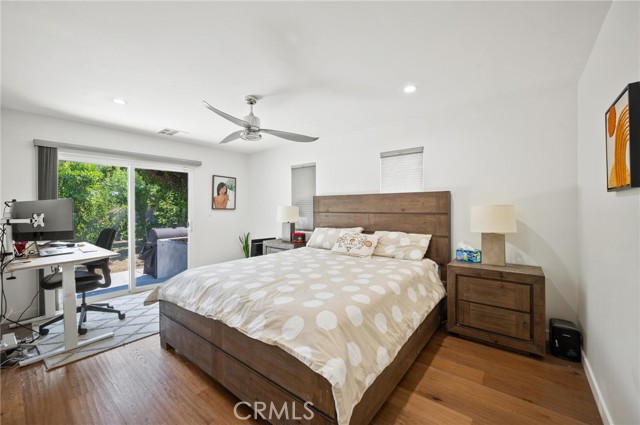 Detail Gallery Image 15 of 35 For 17642 Calvert St, Encino,  CA 91316 - 4 Beds | 2/1 Baths