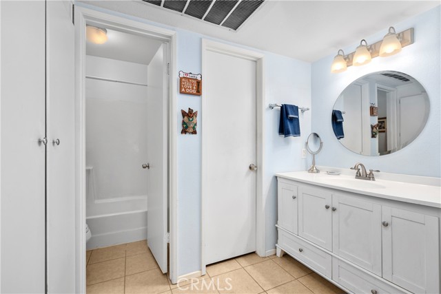 3639 Country Oaks Loop, Ontario CA: https://media.crmls.org/medias/8d039d6b-8b9f-4602-aee2-ae96a920559e.jpg
