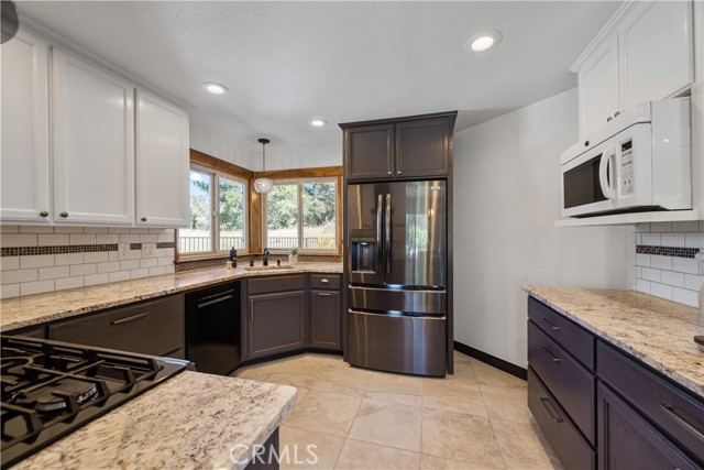 Detail Gallery Image 12 of 46 For 1212 Black Sage, Nipomo,  CA 93444 - 3 Beds | 2 Baths