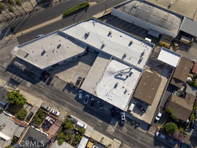 7400 San Fernando Road, Sun Valley CA: https://media.crmls.org/medias/8d056870-513e-4a02-a5c6-3579c81120e4.jpg