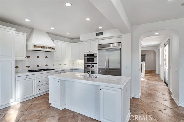 Detail Gallery Image 14 of 75 For 26839 Pinehurst Dr, Valencia,  CA 91355 - 3 Beds | 3 Baths