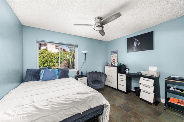 245 Cottonwood Avenue, Riverside CA: https://media.crmls.org/medias/8d05f88e-280a-4d58-981b-79c923887559.jpg