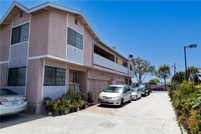 Detail Gallery Image 4 of 14 For 3711 W Camille St, Santa Ana,  CA 92704 - – Beds | – Baths