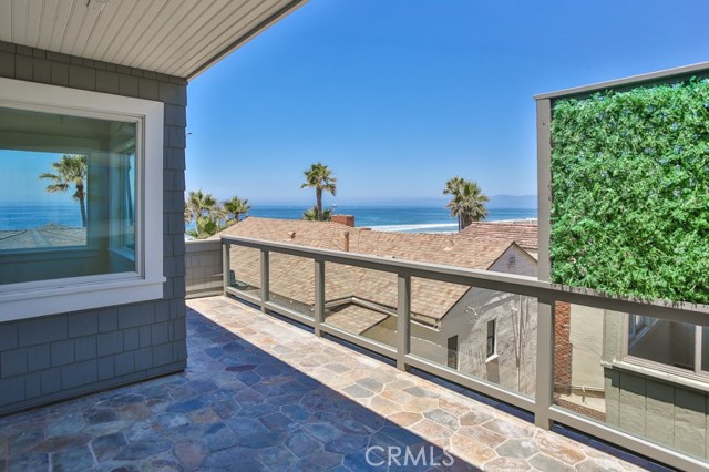4114 The Strand, Manhattan Beach, California 90266, 4 Bedrooms Bedrooms, ,4 BathroomsBathrooms,Residential,Sold,The Strand,EV22119797