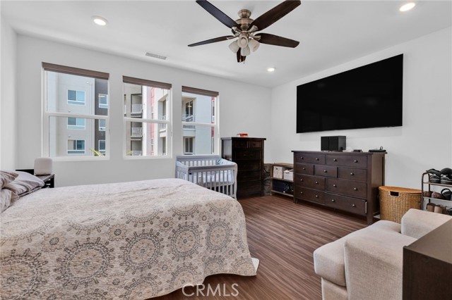773 Grable S Circle, Orange CA: https://media.crmls.org/medias/8d06d023-a401-48c8-a71b-5770dcd3fdc3.jpg