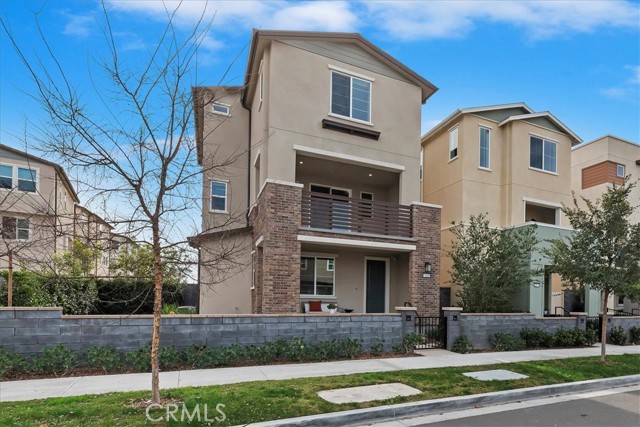 Front Image Thumbnail for CROC26047198