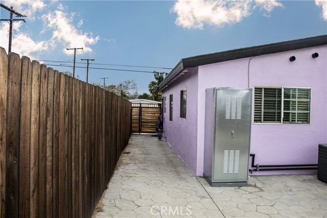 Detail Gallery Image 9 of 36 For 838 W Brockton, Redlands,  CA 92374 - 3 Beds | 1/1 Baths