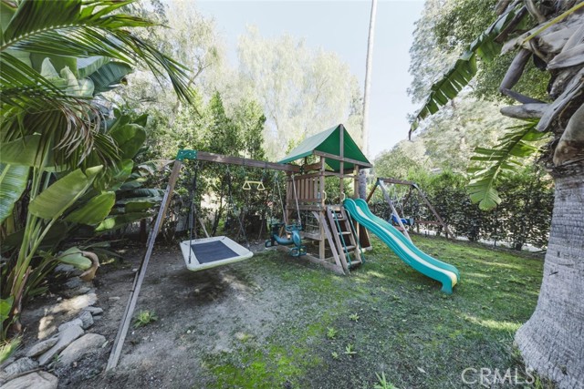 Detail Gallery Image 40 of 52 For 2255 E Chevy Chase Dr, Glendale,  CA 91206 - 4 Beds | 3 Baths