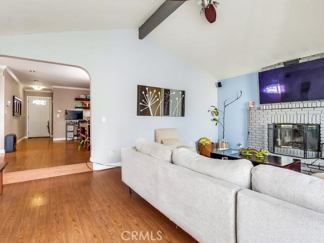 Image 7 of 60 For 20833 Verne Avenue