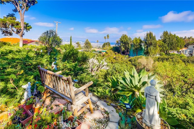 Detail Gallery Image 45 of 66 For 2212 Chandeleur Dr, Rancho Palos Verdes,  CA 90275 - 4 Beds | 4 Baths