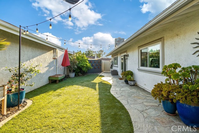 2176 N Pami Circle, Orange CA: https://media.crmls.org/medias/8d08a3e9-2ad8-4cb2-ac5b-2340d480aa81.jpg