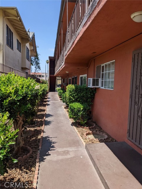 Detail Gallery Image 17 of 17 For 1708 Pine Ave #11,  Long Beach,  CA 90813 - 1 Beds | 1 Baths