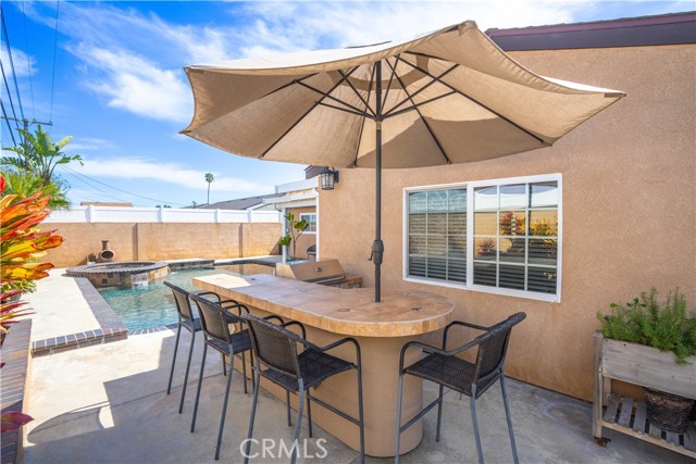 Image 39 of 43 For 4611 Myra  