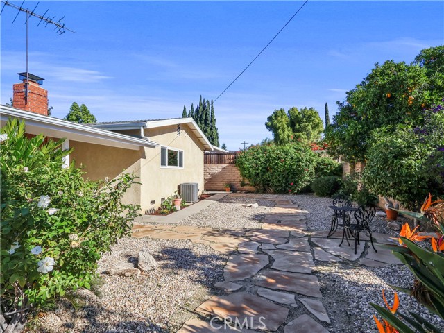 Detail Gallery Image 43 of 48 For 15354 Runnymede St, Van Nuys,  CA 91406 - 4 Beds | 2 Baths