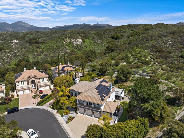 Detail Gallery Image 8 of 67 For 22 Van Gogh Way, Coto de Caza,  CA 92679 - 5 Beds | 4 Baths