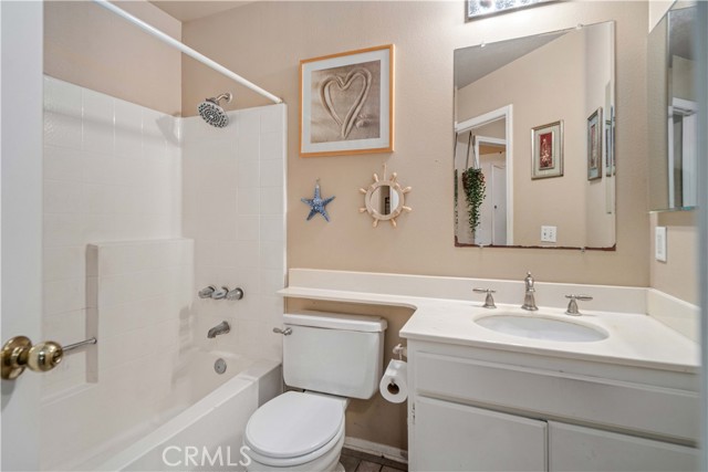 Detail Gallery Image 18 of 48 For 1806 E Mesa Dr, Lancaster,  CA 93535 - 4 Beds | 3 Baths