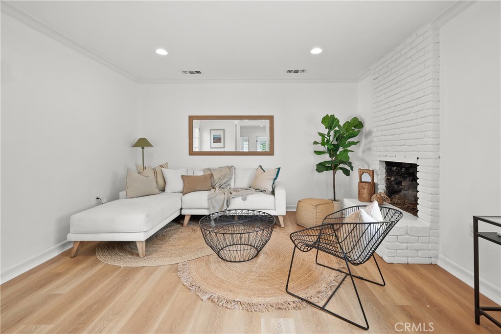 2482 New York DriveAltadena img 24