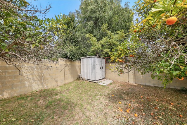 Detail Gallery Image 12 of 38 For 17172 Berlin Ln, Huntington Beach,  CA 92649 - 3 Beds | 2 Baths