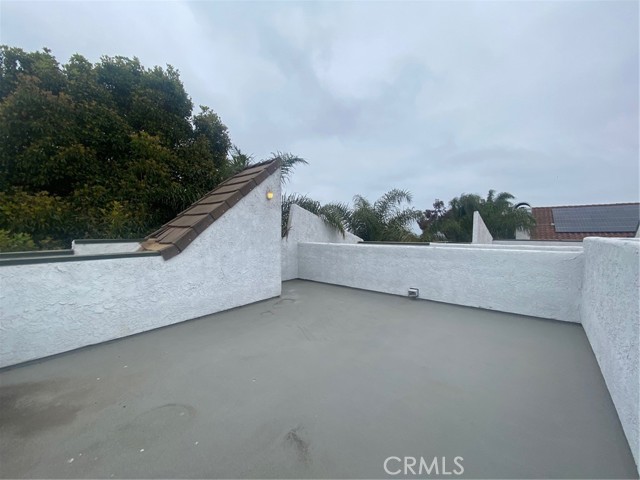404 N Broadway, Redondo Beach CA: https://media.crmls.org/medias/8d0d335f-640a-4524-a62a-5aa75b65a196.jpg