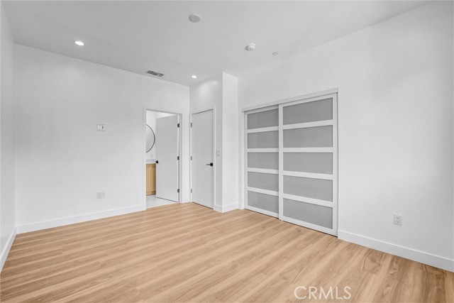 7320 Newcastle, Reseda CA: https://media.crmls.org/medias/8d0d4ad5-5135-4389-8b8c-4612c1b8835e.jpg