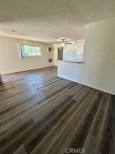 Detail Gallery Image 4 of 12 For 685 E Vista Chino #1,  Palm Springs,  CA 92262 - 3 Beds | 2 Baths