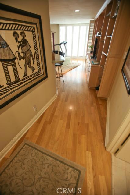 565 Esplanade, Redondo Beach, California 90277, 1 Bedroom Bedrooms, ,1 BathroomBathrooms,Residential,Sold,Esplanade,SB14046853