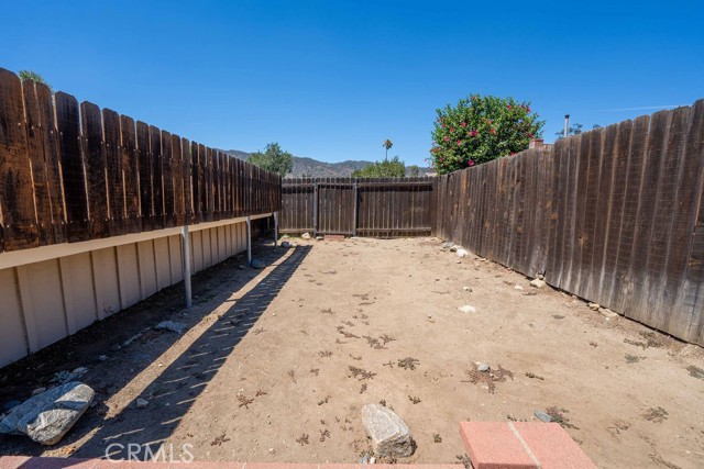 750 E Mountain View Avenue, Glendora CA: https://media.crmls.org/medias/8d0fa368-5e76-48eb-8ebc-cc3838071537.jpg