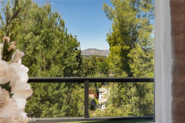 Detail Gallery Image 27 of 69 For 23202 Aetna St, Woodland Hills,  CA 91367 - 5 Beds | 4 Baths