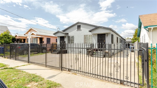 713 W 57Th St, Los Angeles, CA 90037