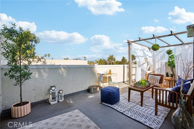 Detail Gallery Image 23 of 31 For 3101 5th St #3,  Santa Monica,  CA 90405 - 2 Beds | 1/1 Baths
