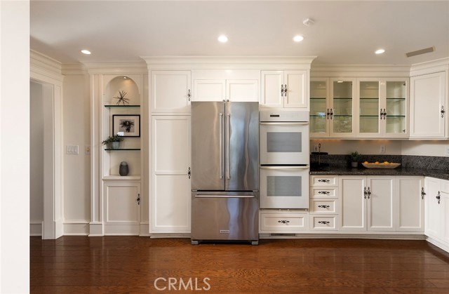 Detail Gallery Image 23 of 48 For 2163 Crestview Dr, Laguna Beach,  CA 92651 - 3 Beds | 2/1 Baths
