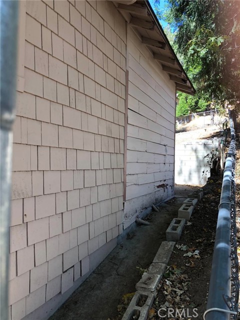 23792 Springwater, Crestline, CA 92325