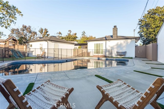 5519 Simpson Avenue, Valley Village CA: https://media.crmls.org/medias/8d120368-6be5-4721-ad88-76c02357f8ee.jpg