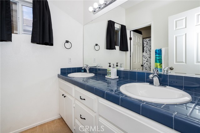 31343 Tulette, Winchester CA: https://media.crmls.org/medias/8d123d39-ecb5-4a57-a243-0c003a1f5c2d.jpg