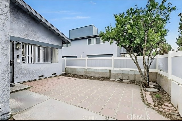 Detail Gallery Image 20 of 27 For 900 W Sierra Madre #44,  Azusa,  CA 91702 - 3 Beds | 2/1 Baths