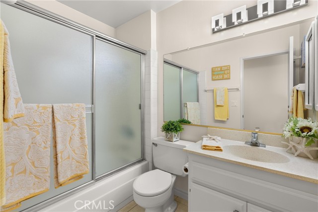 Detail Gallery Image 25 of 44 For 6811 Jardines Dr, Huntington Beach,  CA 92647 - 3 Beds | 2 Baths