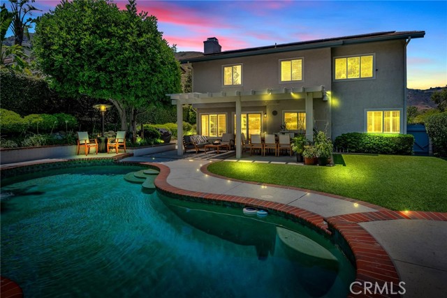7126 Shadow Ridge Court, West Hills CA: https://media.crmls.org/medias/8d13e210-2e44-4459-ab8c-e0e5f7299f24.jpg
